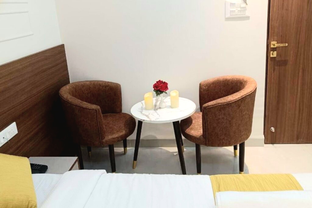 Comfort-room-witb-bathtub-2-1024x682